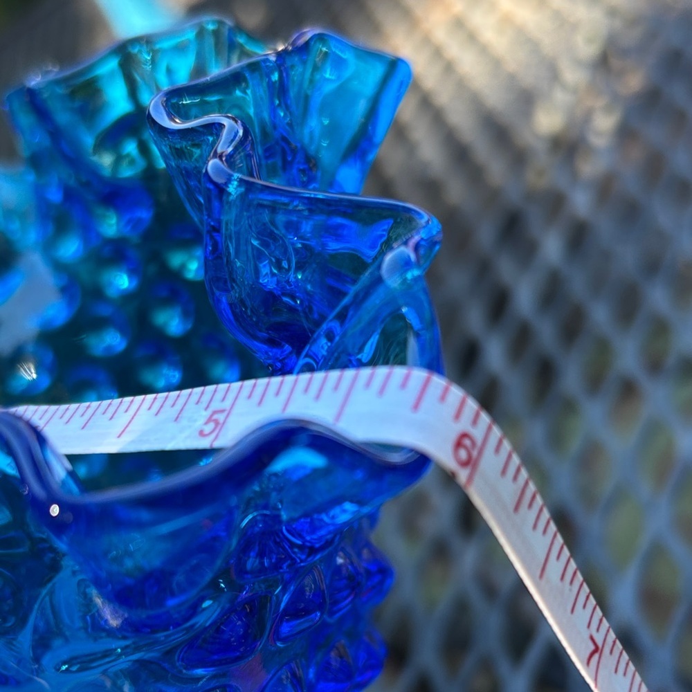 SOLD!! Fenton Colonial Blue Hobnail Ruffled Edge Compote dish - Picture 8 of 9